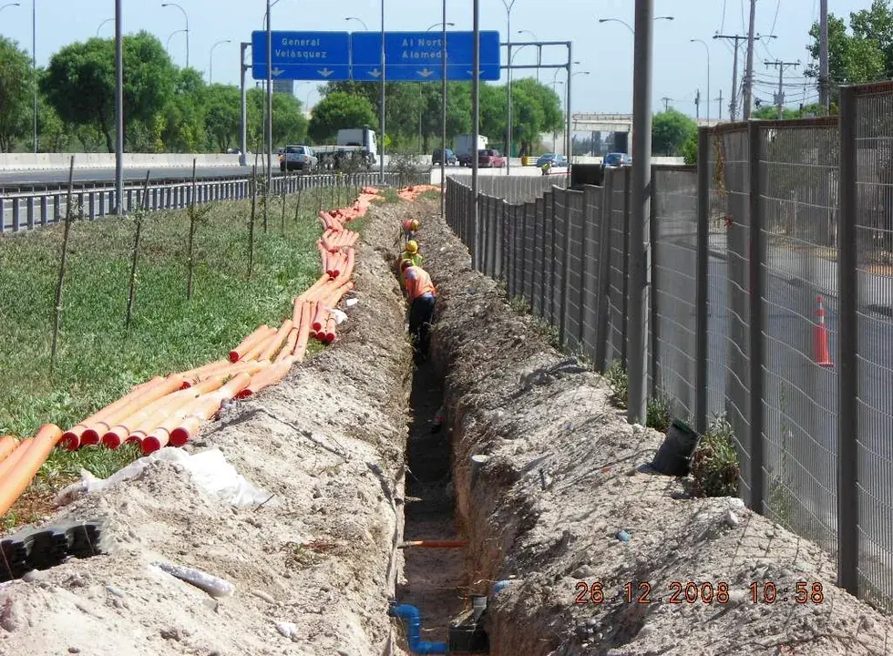 Canalización y trabajo de infraestructura